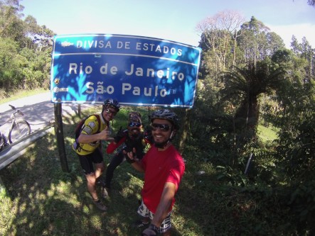estrada-real-rafael-barletta-placa-divisa-sao-paulo-rio-de-janeiro