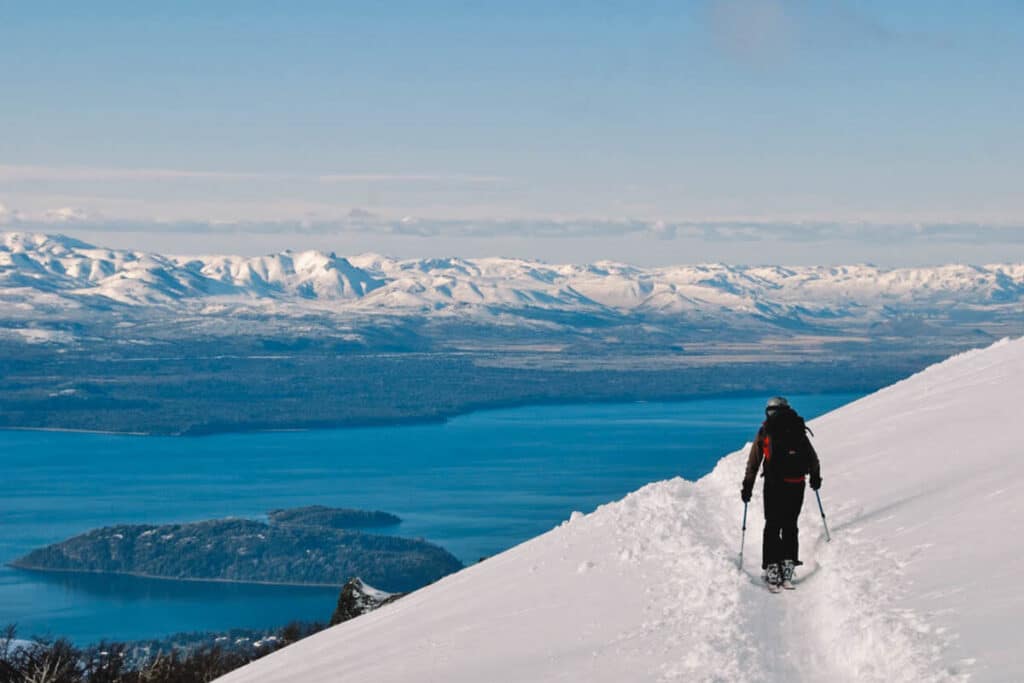 Bariloche é um dos melhores destinos para esquiar perto do Brasil