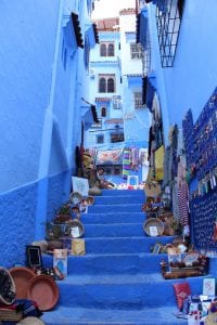 Escadaria em Chefchaouen, Marrocos
