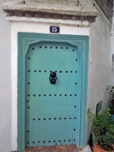 Portão da casa que Mick Jagger alugou por anos no Kasbah de Tânger, Marrocos