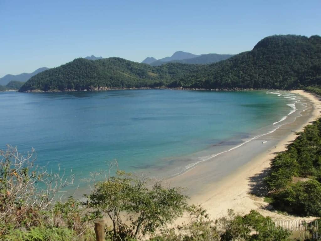 Foto tirada da Praia do Sono, vista do alto da trilha que leva à Praia dos Antigos, Paraty, Rio de Janeiro