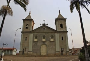 Igreja Matriz de Santo Antônio de Pádua, em Lagoa Dourada, Minas Gerais