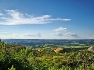 São Thomé das Letras vista da estrada de fora