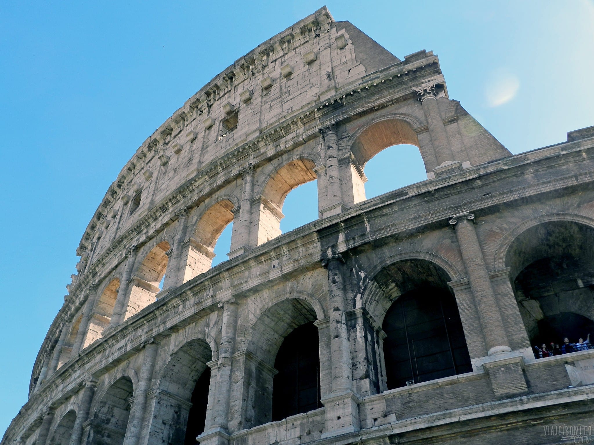 Visitando o Coliseu com poucas horas de conexão em Roma