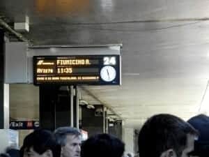 Chegada à estação de Roma Termini, em Roma, na Itália