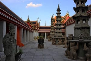 Arredores do Wat Pho, em Bangkok, Tailândia