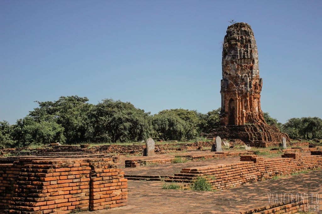 Wat Lokkayasutharam em Ayutthaya, Tailândia