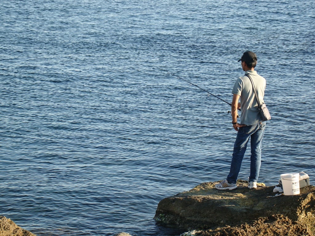 Pescar é uma boa pedida pra quem quer relaxar em Livorno