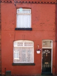 Sobrado onde George Harrison morou na infância, em Liverpool