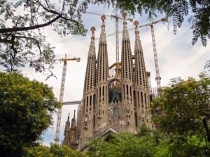 Obra Sagrada Familia em Barcelona, Espanha