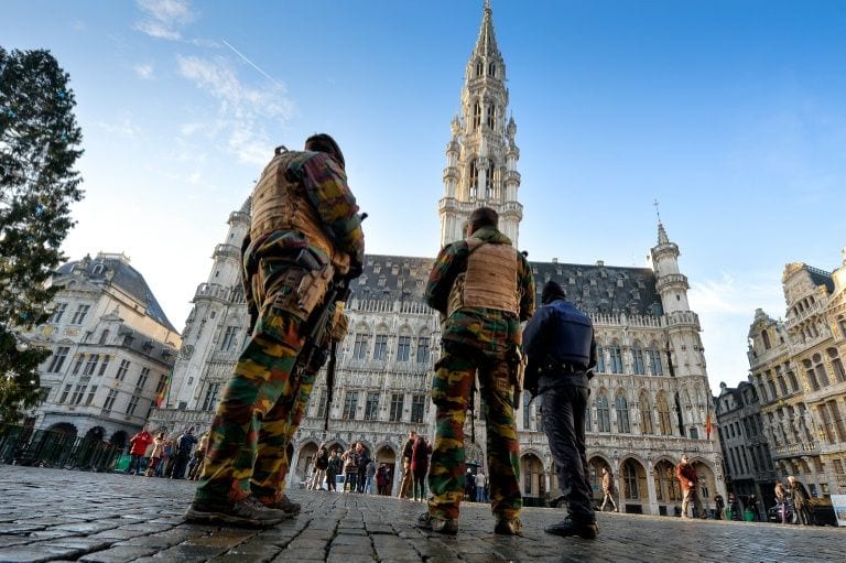 Bruxelas em alerta máximo após atentado terrorista