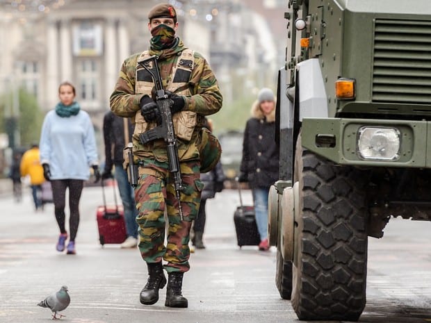 Patrulhamento reforçado em Bruxelas após os atentados