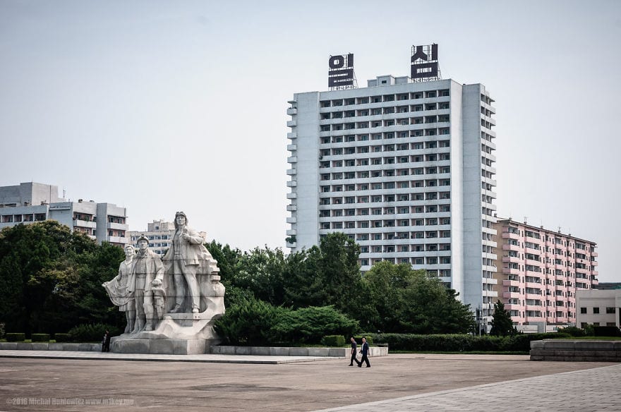 Pyongyang é uma cidade extremamente limpa, não há lixo no chão