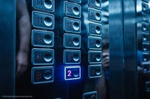 Não havia o número 5 no elevador e os motivos são sinistros