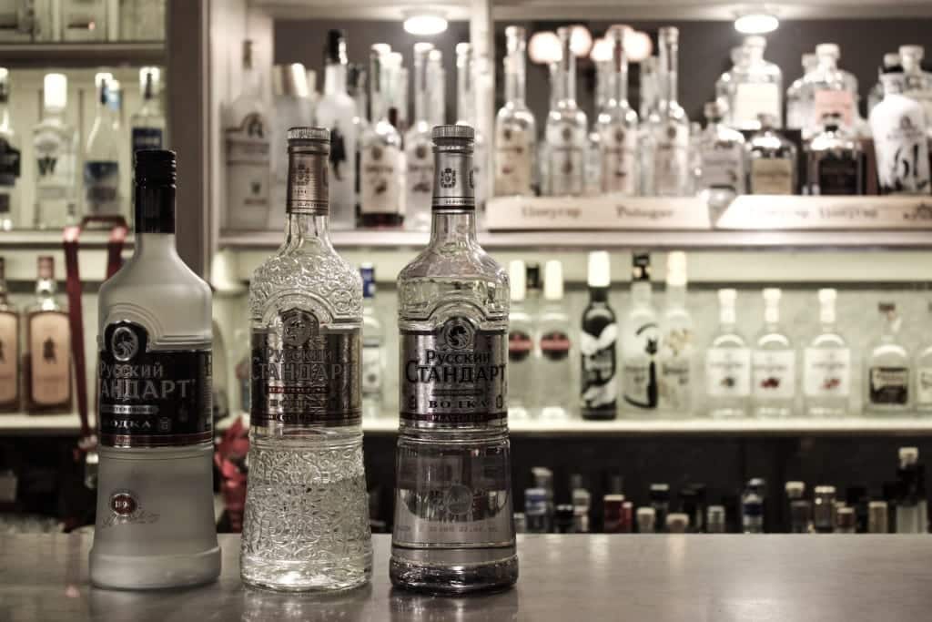Os três tipos de vodka que nos foram oferecidos para degustação no Museu da Vodka, em São Petersburgo, Rússia. 