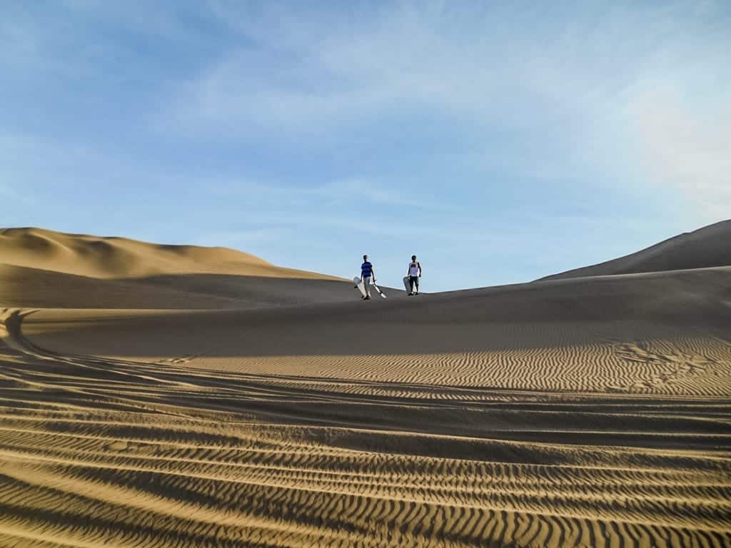 Dunas do deserto da Huacachina., no Peru