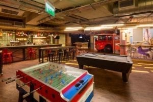 Generator, o melhor party hostel em Londres, na Inglaterra