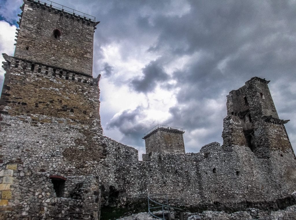 Ruínas do Castelo Diòsgyör, em Miskolc, Hungria