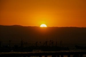 Pôr do sol em Paracas, no Peru