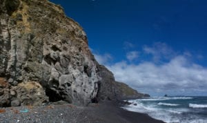 Trabalhando em Tristan da Cunha, você poderá aproveitar as belas praias nos momentos de descanso