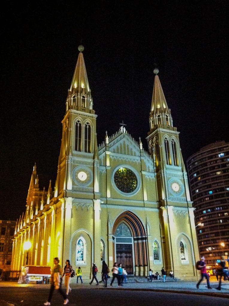 Catedral Metropolitana de Curitiba: uma das joias do centro da capital paranaense
