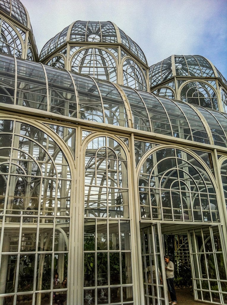 Metal, vidro e três abóbadas: estufa do Jardim Botânico tem dois andares