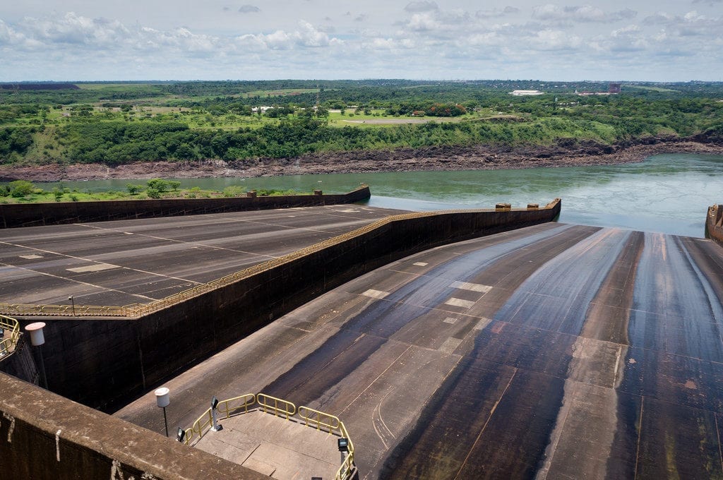Itaipu é a segunda maior produtora de enerfia do mundo