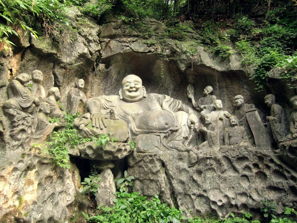 Buda Sorridente no Templo Lingyin, em Hangzou, China