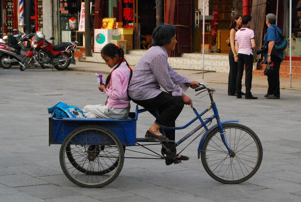 É possível fazer um bate-e-volta de Xangai até a cidade de Zhujiajiaozhen, na China
