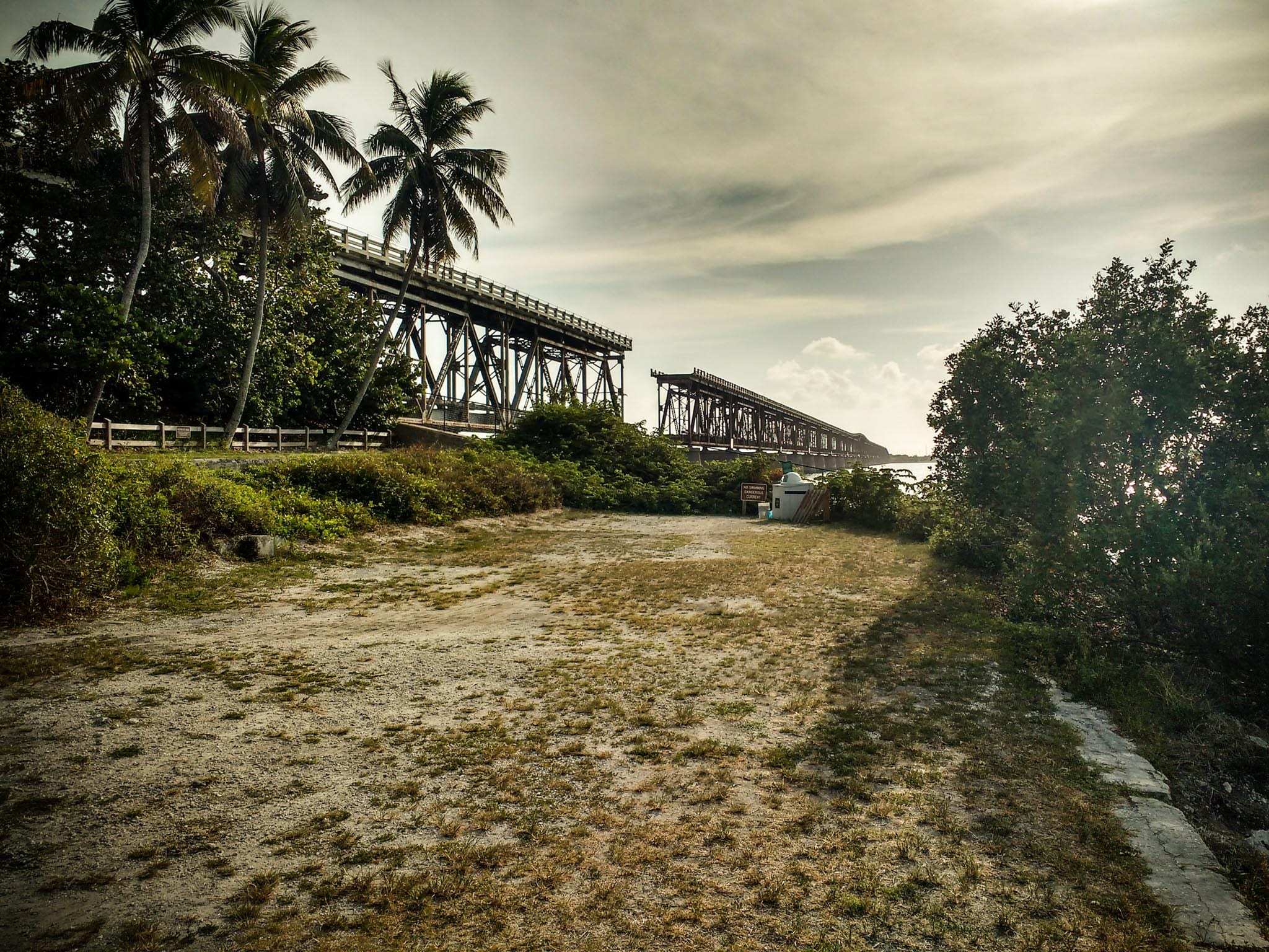 Trecho da antiga estrada das Florida Keys, em Bahia Honda State Park