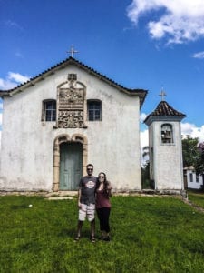 Vilarejo da Chapada se resume a uma igreja, poucas casas e natureza nativa