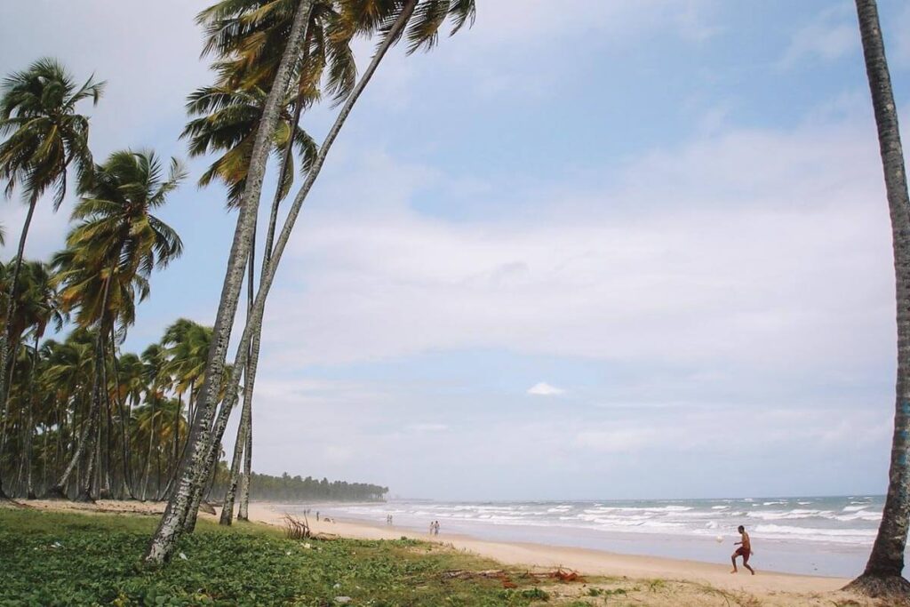 A Praia do Paiva está escondida no litoral de Pernambuco