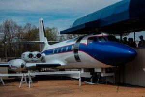 Hounddog II, o primeiro avião particular de Elvis Presley