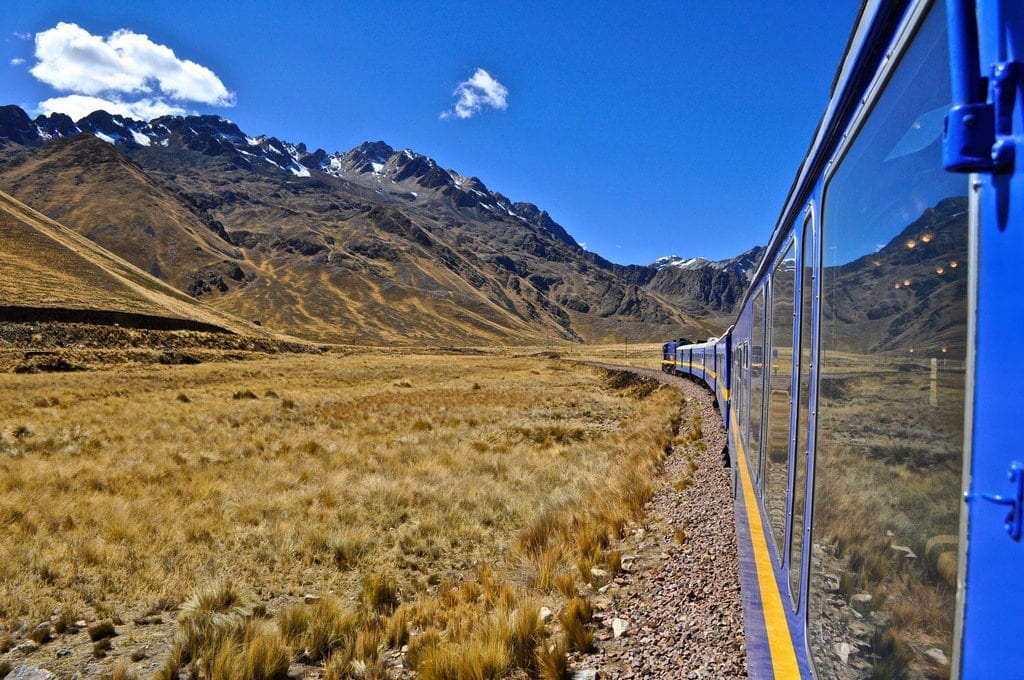 Viajar de trem é a maneira mais cômoda de se chegar a Machu Picchu