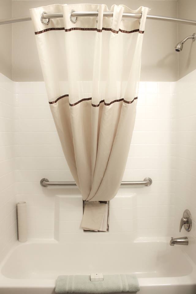 Banheiro de chalé do Goulding's Lodge, Monument Valley, Estados Unidos