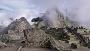 Machu Picchu sob névoa