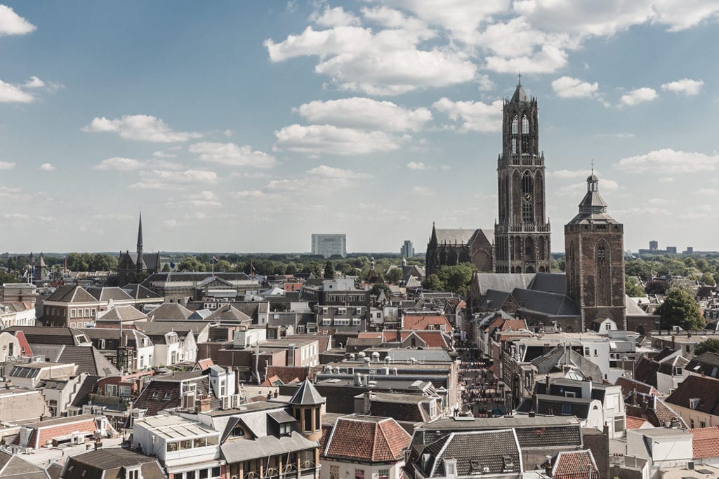 A Domtoren vista à distância em Utrecht, possível bate e volta a partir de Amsterdã