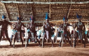 Ritual com músicas e danças indígenas na tribo Dessana, nos arredores de Manaus
