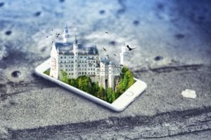 Smartphone projetando um castelo