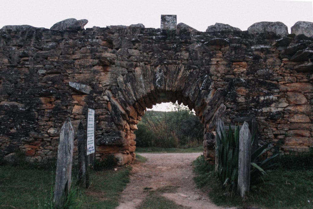Arco do Bicame de Pedra, em Catas Altas, Minas Gerais