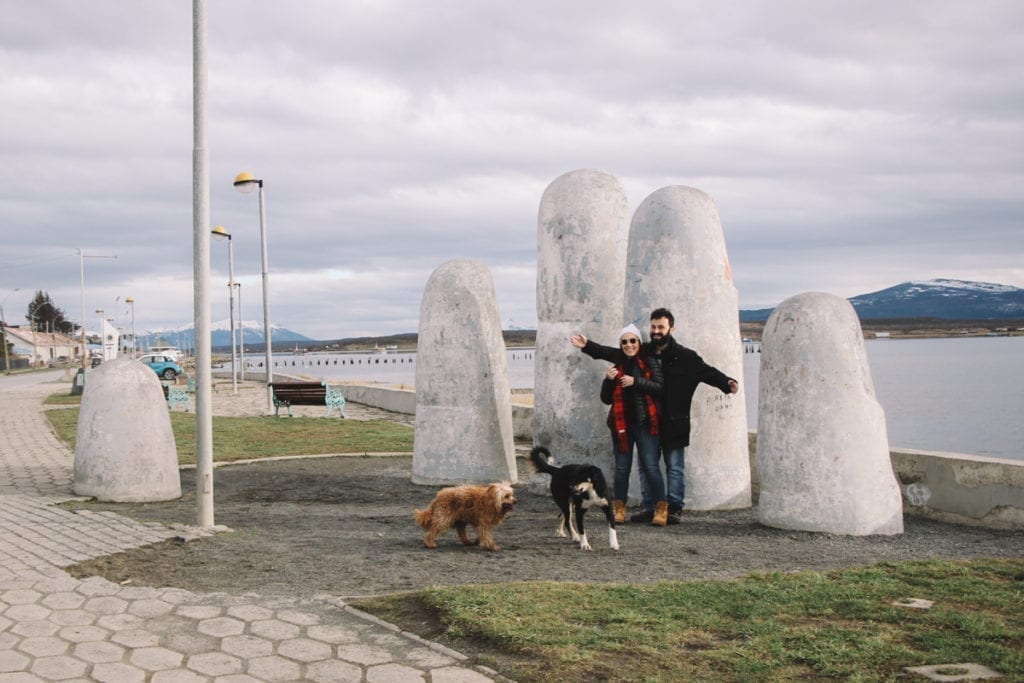 Monumento La Mano em Puerto Natales, Chile