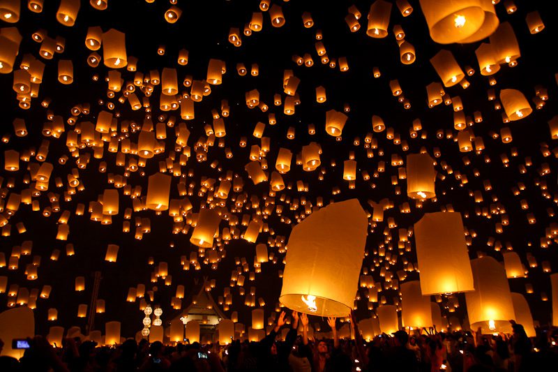 Yi Peng, Festival das Lanternas em Chiang Mai, Tailândia