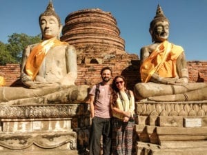 Gisele e Adriano em Ayutthaya, Tailândia