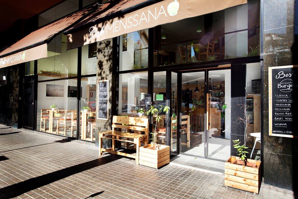 O Café Menssana é uma mistura de sabores mundiais em um só lugar, pertinho da Sagrada Família