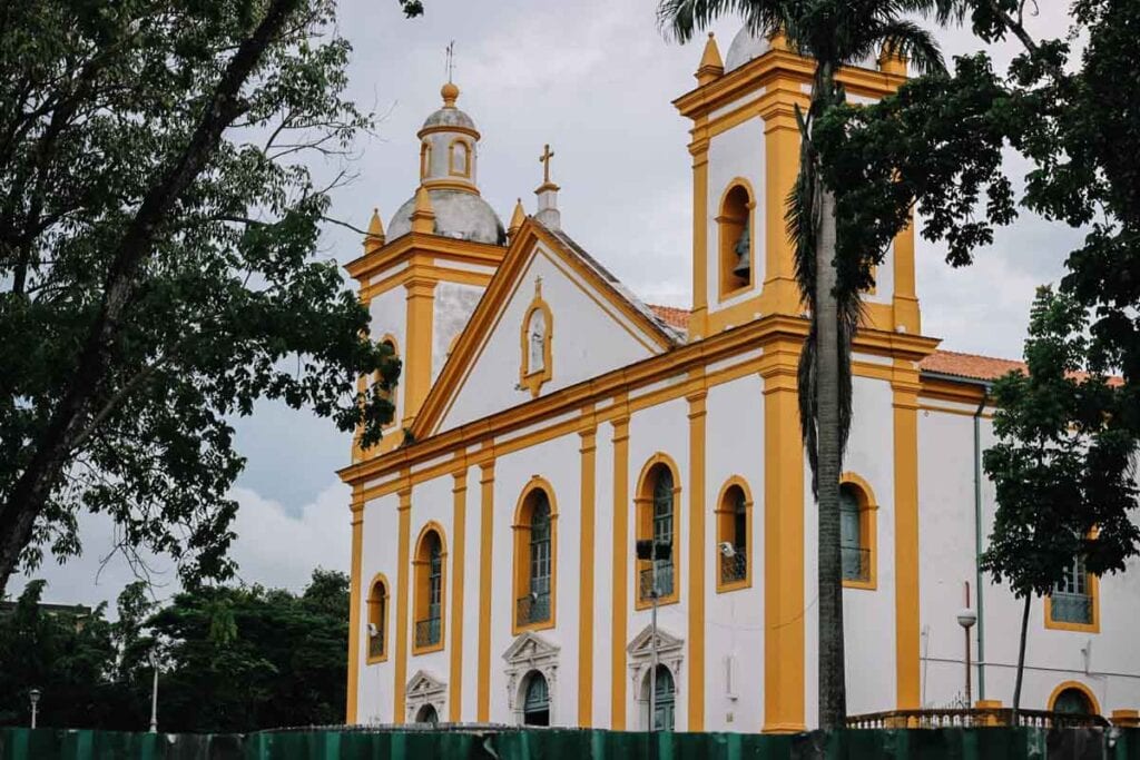 Catedral Metropolitana de Manaus em fase de restauração