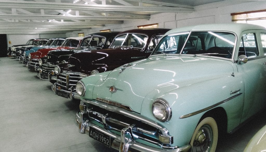 Carros antigos no Museu do Automóvel de Curitiba