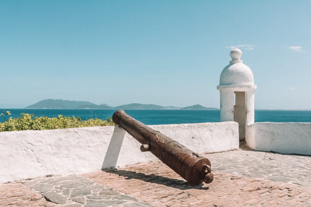 Cabo Frio é uma das cidades próximas ao Rio de Janeiro para bate volta