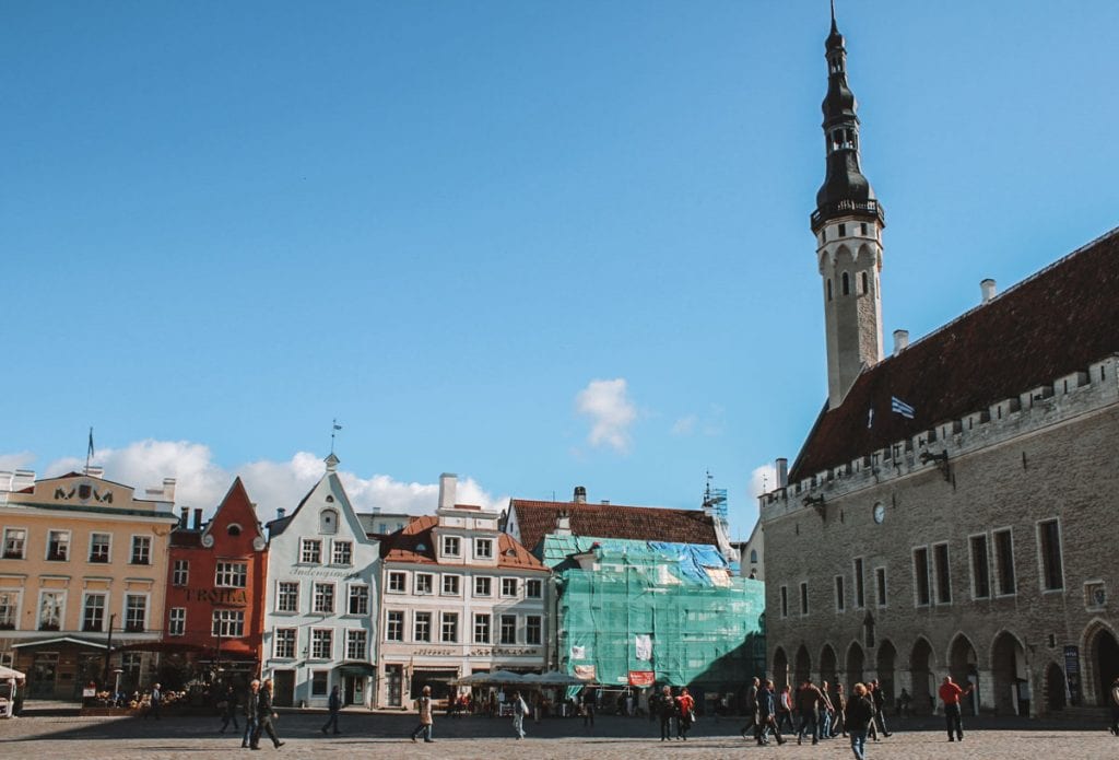Praça da Câmara, ou Town Hall, em Tallinn, Estônia