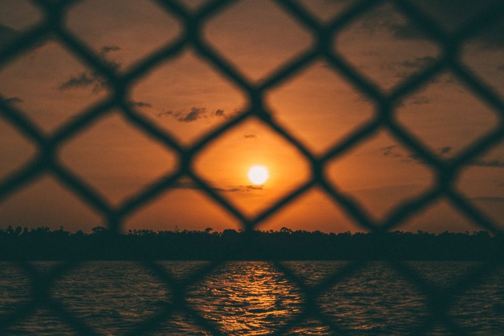 Pôr do sol visto do navio entre a Ilha do Marajó e Belém