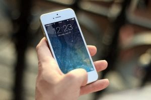 Utilize seu smartphone durante a viagem com chip internacional